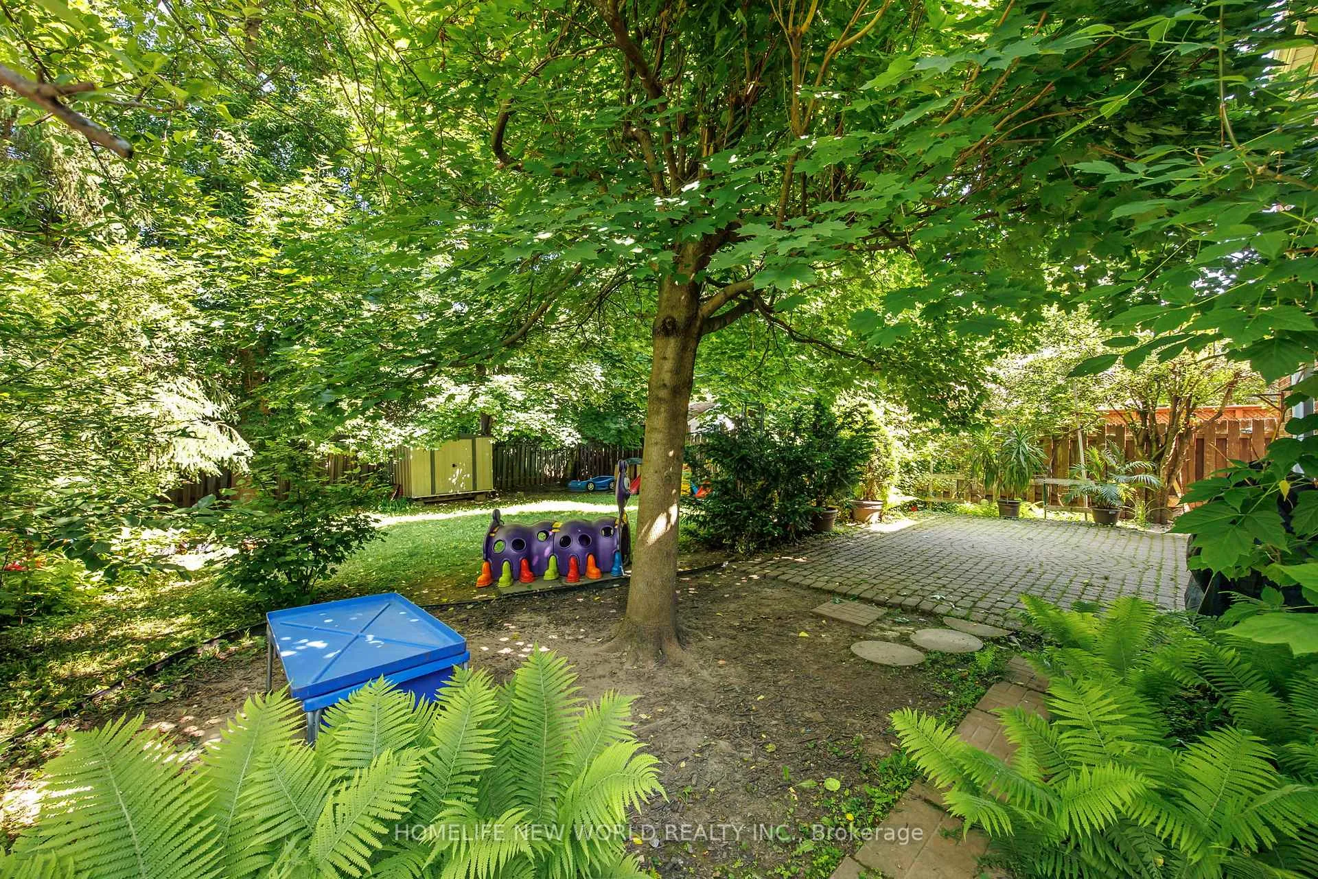 Photo 10 of 158 Murray Drive, Aurora, Aurora Highlands — HOMEH