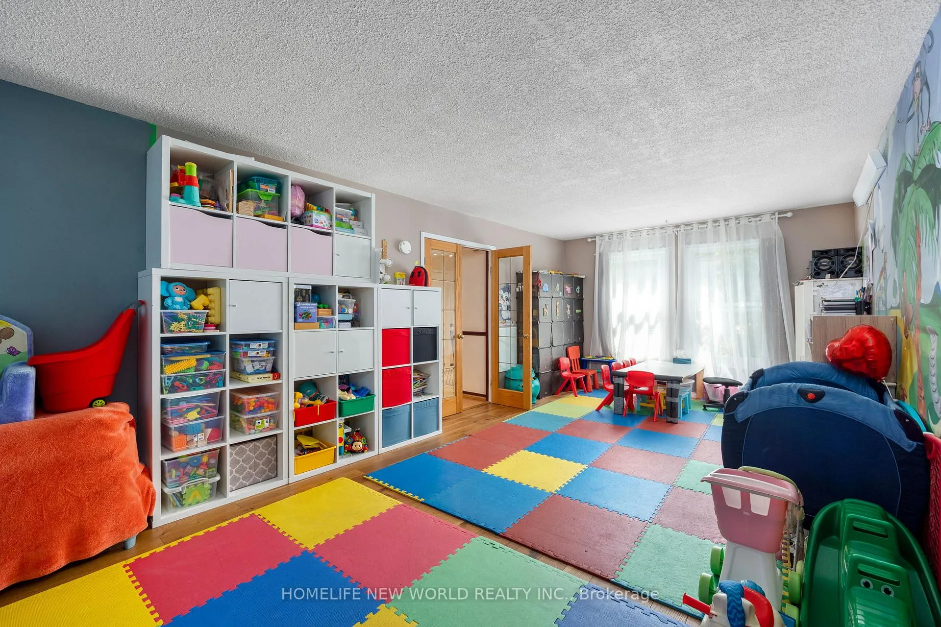 Photo 37 of 158 Murray Drive, Aurora, Aurora Highlands — HOMEH