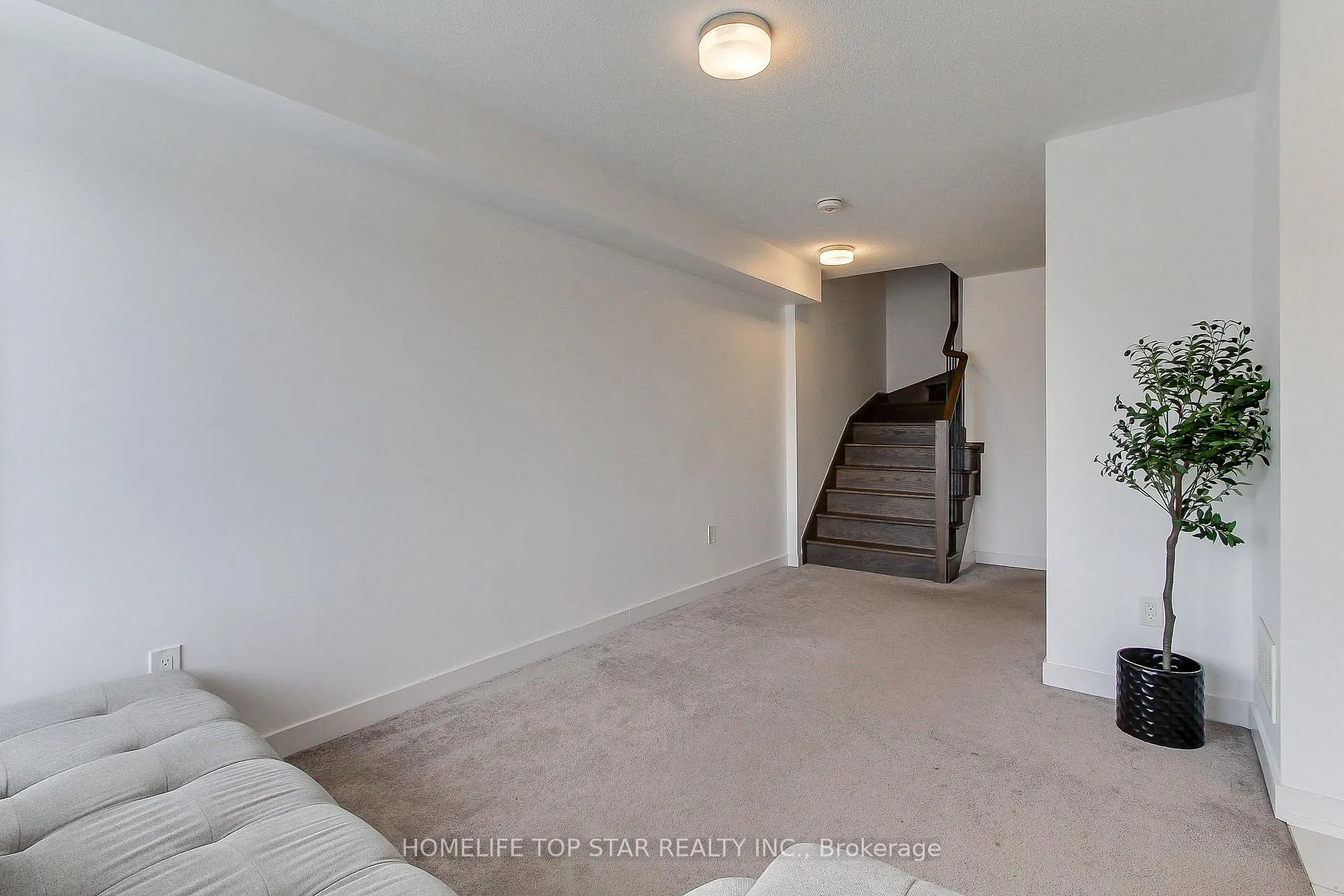 Photo 6 of 2646 Castlegate Crossing Drive, Pickering, Duffin Heights — HOMEH