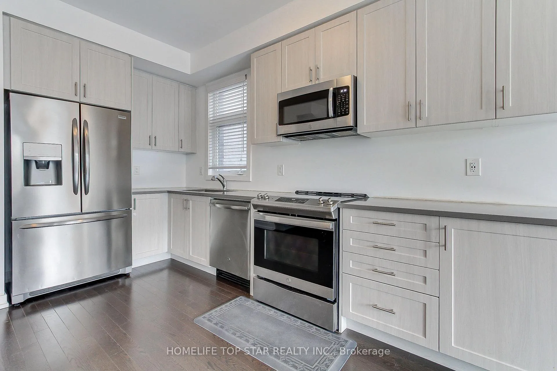 Photo 18 of 2646 Castlegate Crossing Drive, Pickering, Duffin Heights — HOMEH