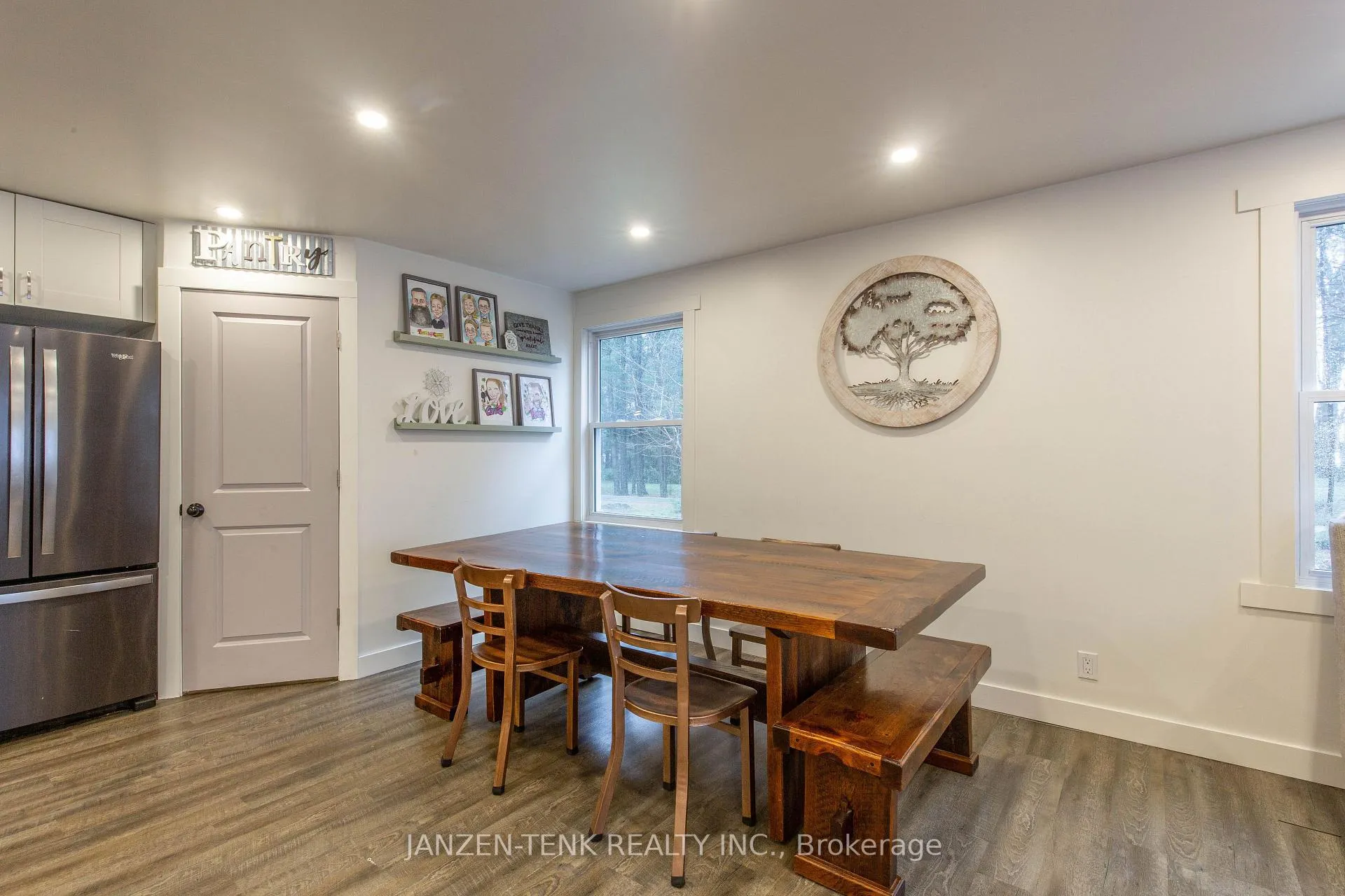 Photo 16 of 9114 Rogers Road, Malahide, Rural Malahide — HOMEH