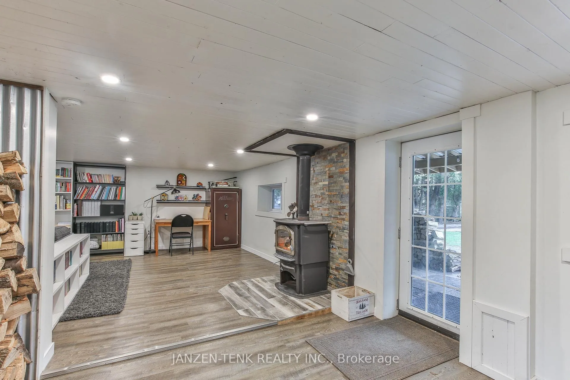 Photo 28 of 9114 Rogers Road, Malahide, Rural Malahide — HOMEH