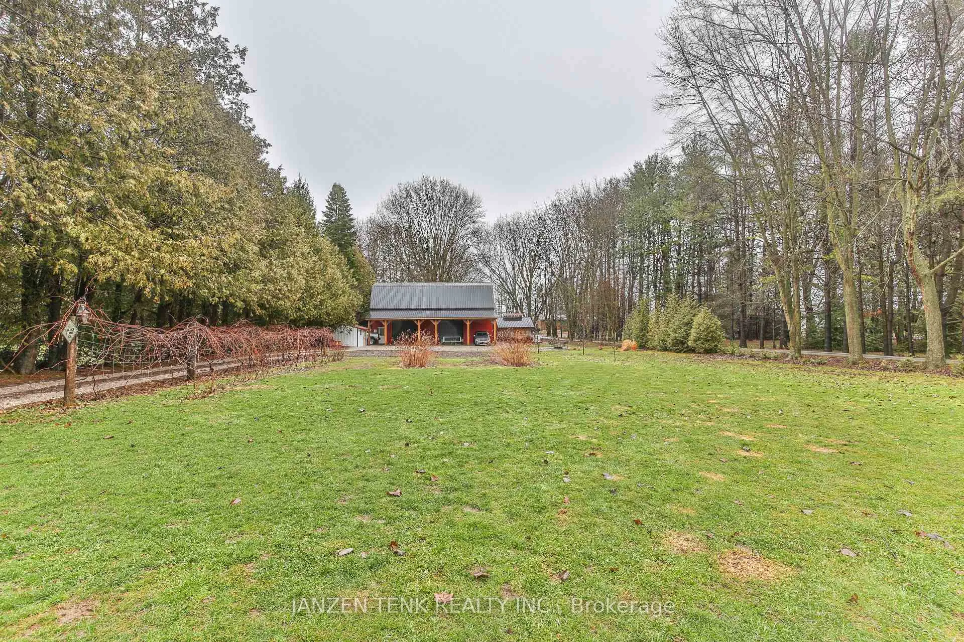 Photo 38 of 9114 Rogers Road, Malahide, Rural Malahide — HOMEH