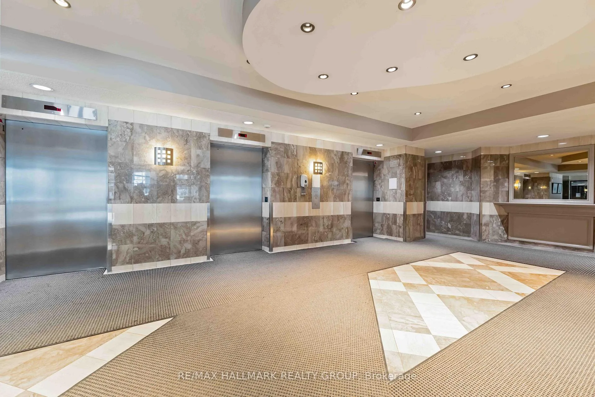 Photo 4 of Unit 1804, 199 Kent Street, Ottawa, Ottawa Centre — HOMEH