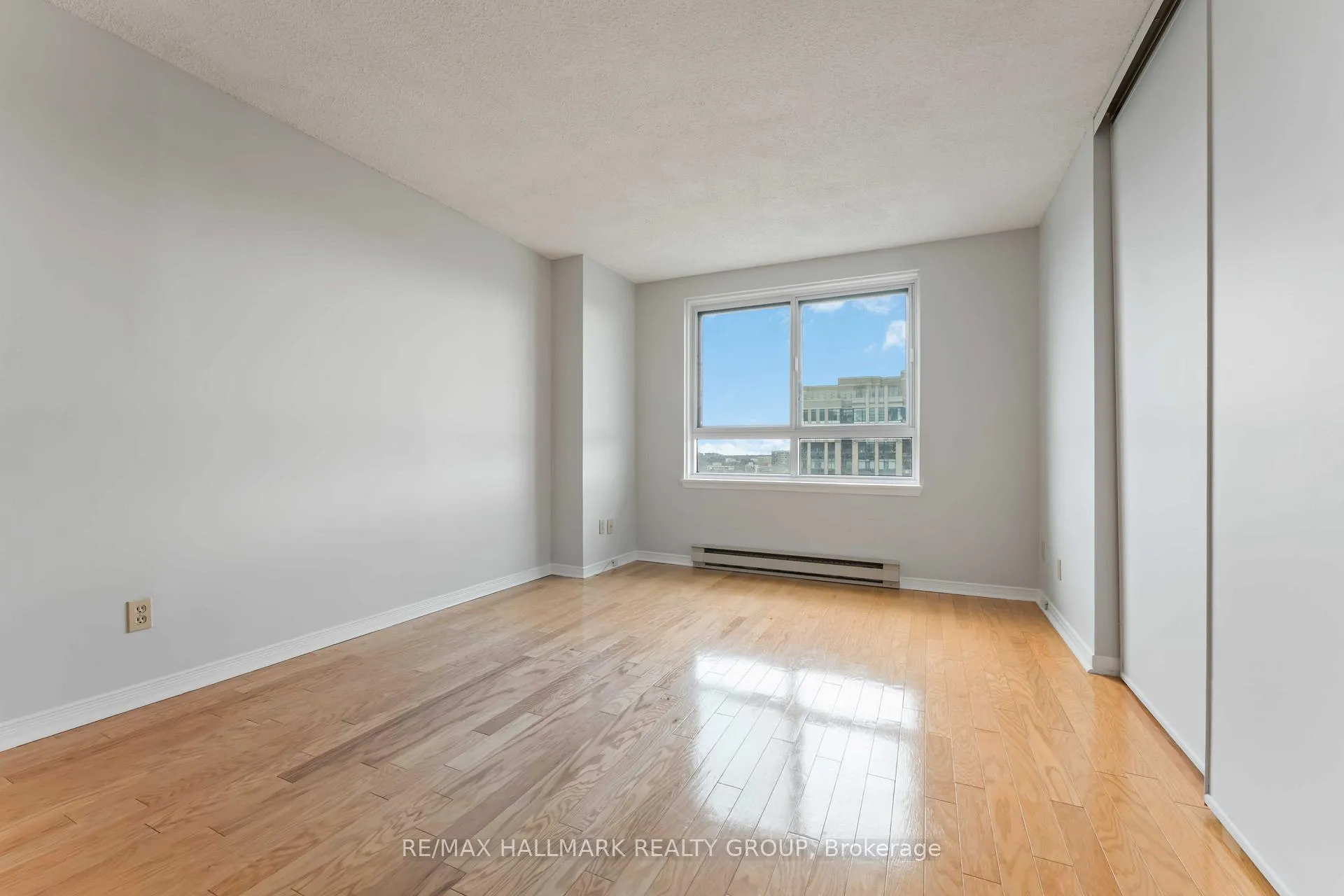 Photo 17 of Unit 1804, 199 Kent Street, Ottawa, Ottawa Centre — HOMEH