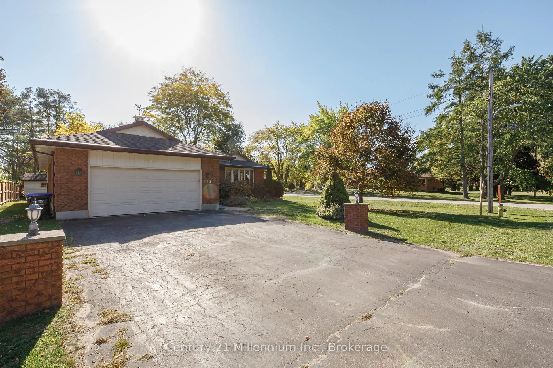 Photo 3 of 213 Jane Street, Clearview, Stayner — HOMEH