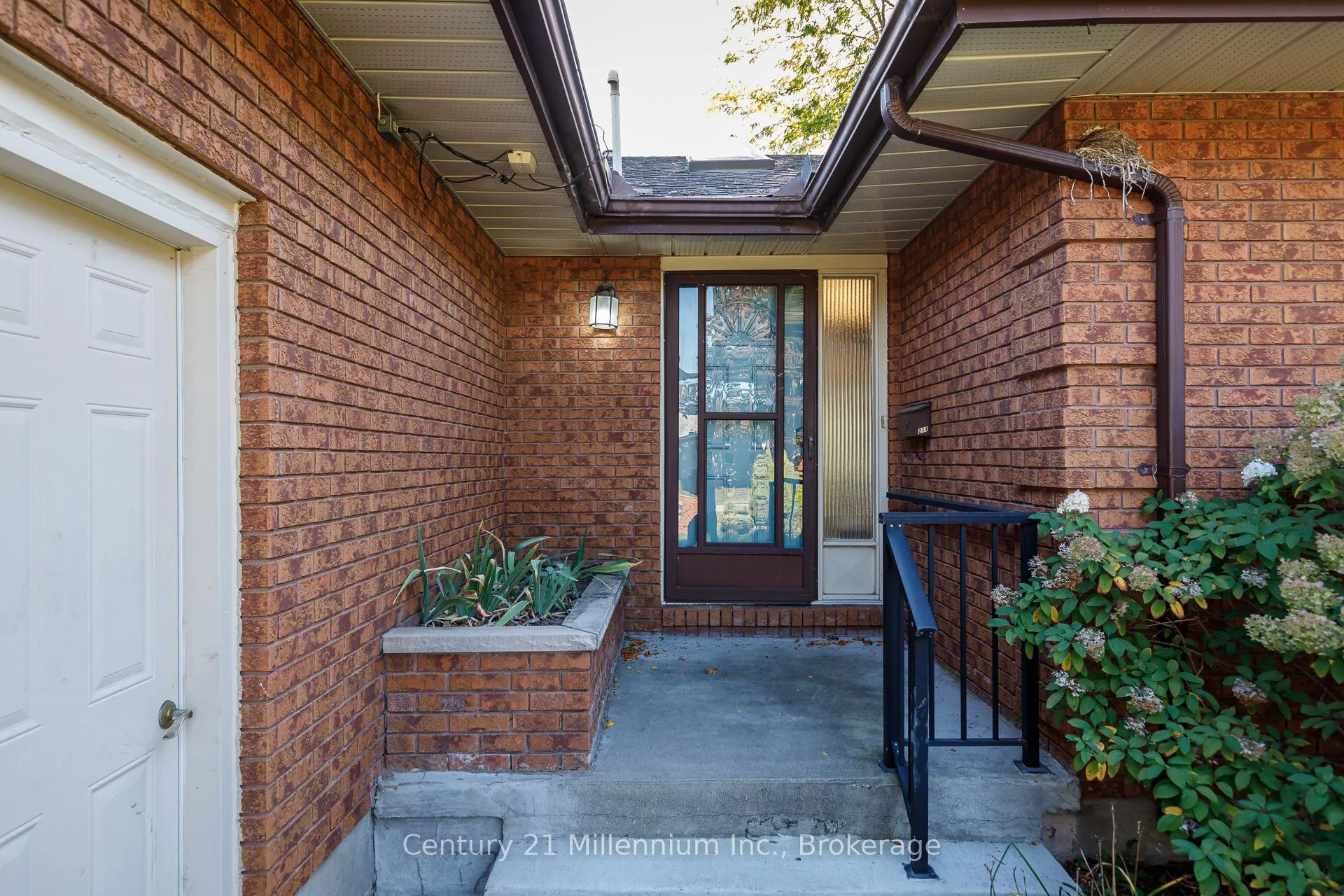 Photo 5 of 213 Jane Street, Clearview, Stayner — HOMEH