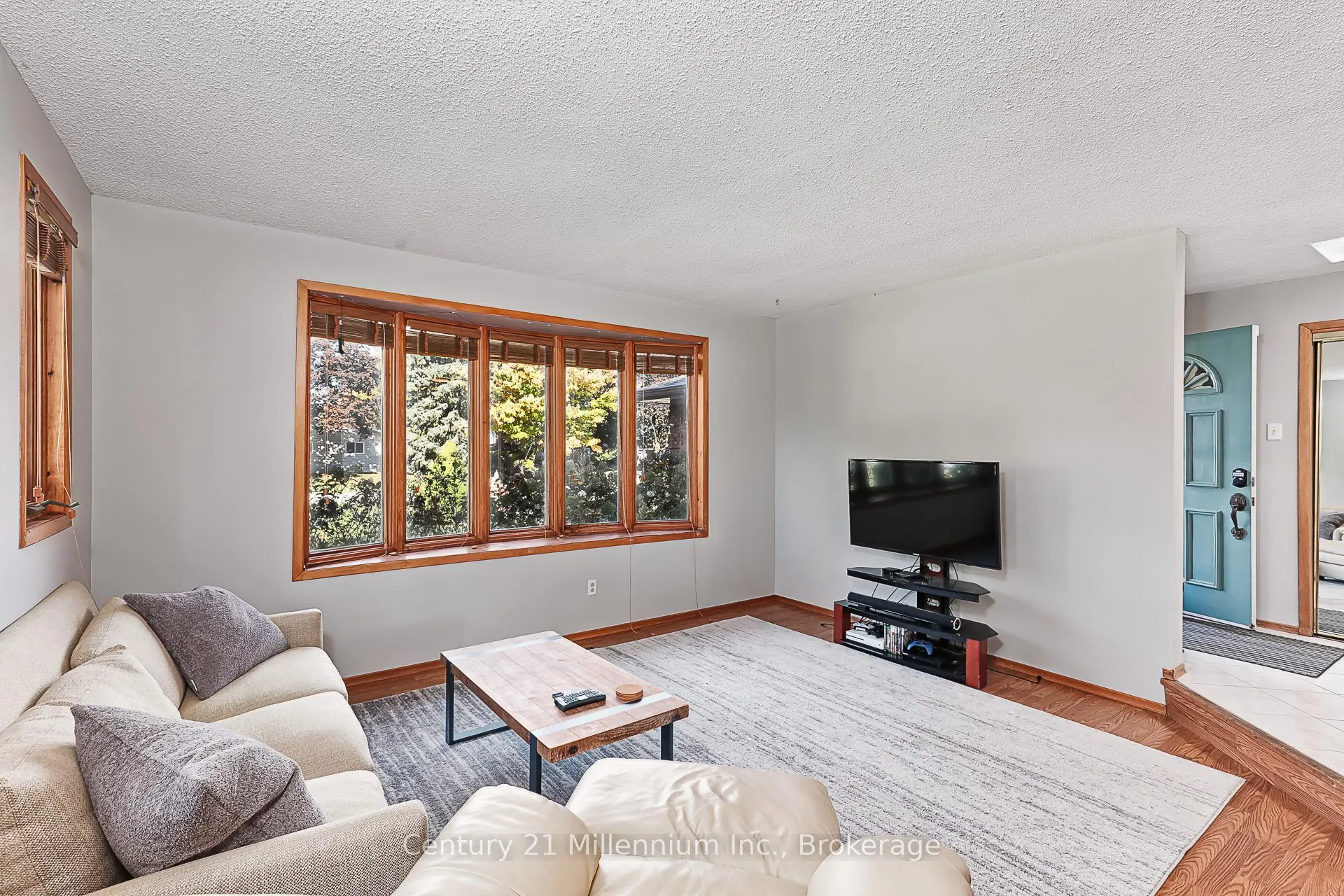 Photo 24 of 213 Jane Street, Clearview, Stayner — HOMEH