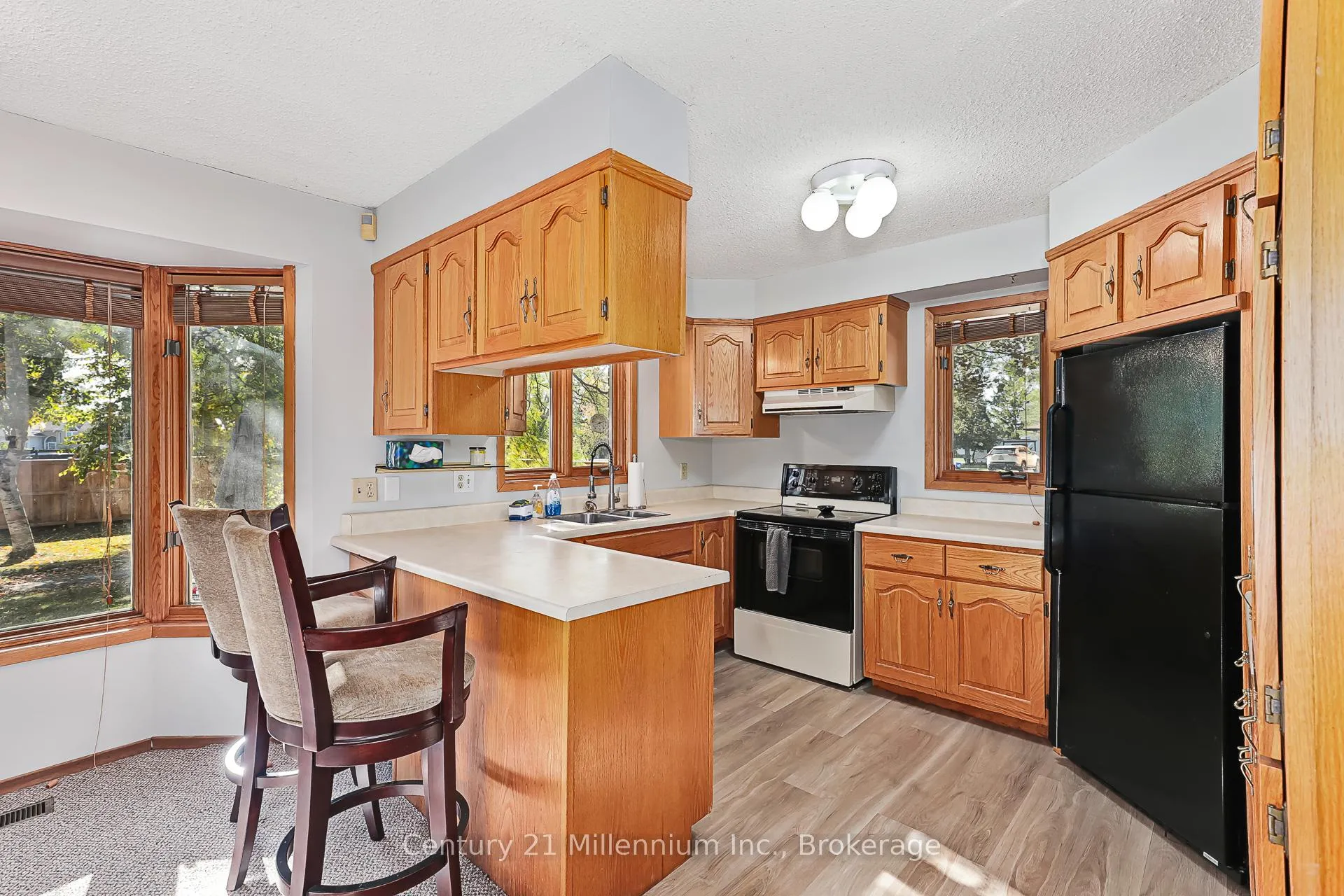 Photo 32 of 213 Jane Street, Clearview, Stayner — HOMEH