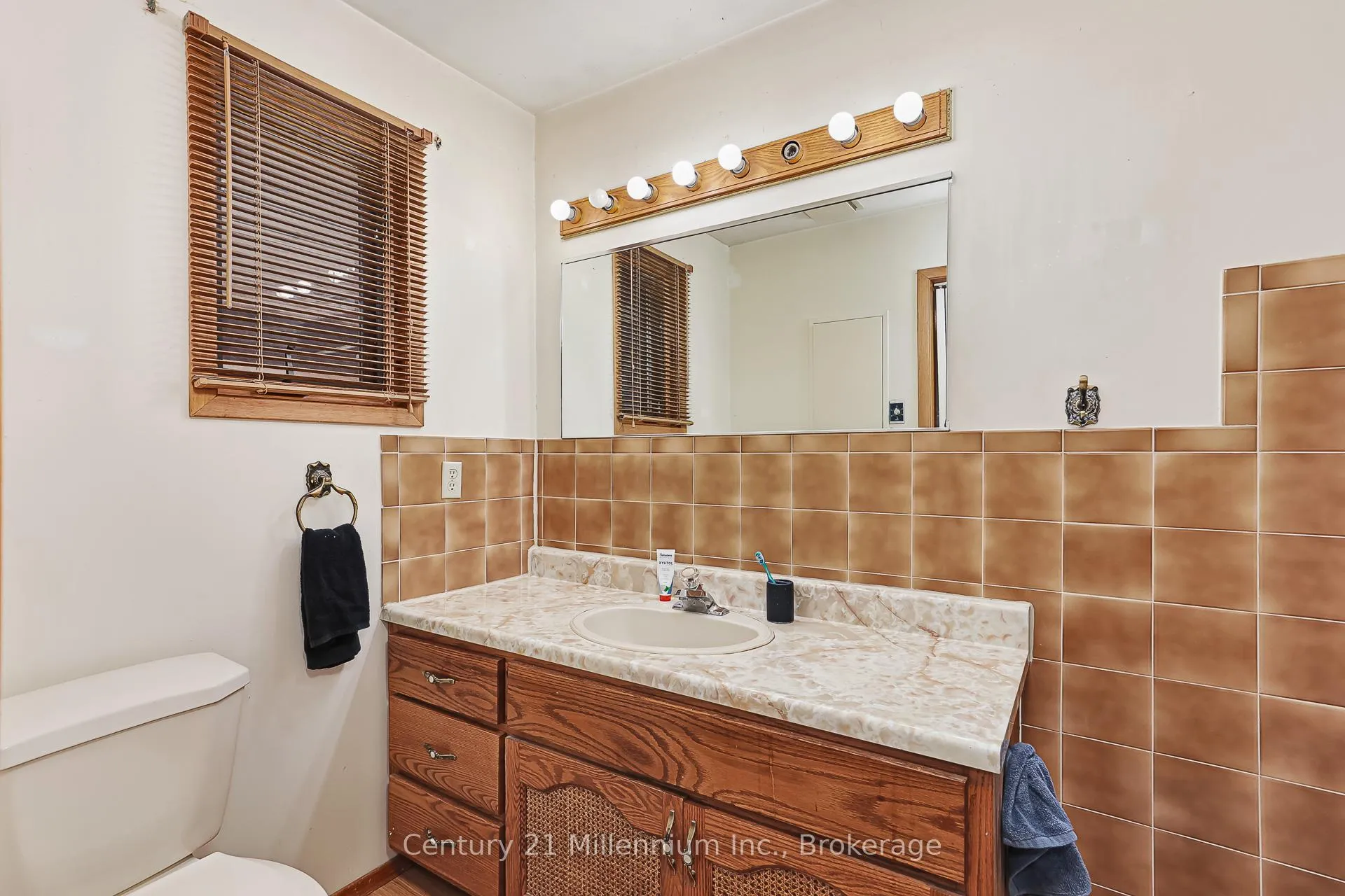 Photo 50 of 213 Jane Street, Clearview, Stayner — HOMEH