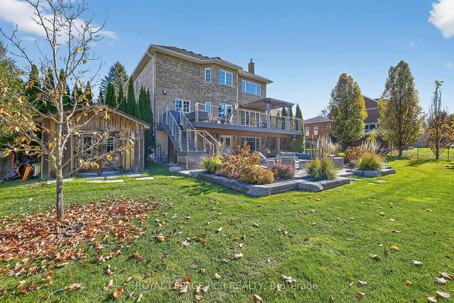 Photo 36 of 40 Campbell Drive, Uxbridge — HOMEH