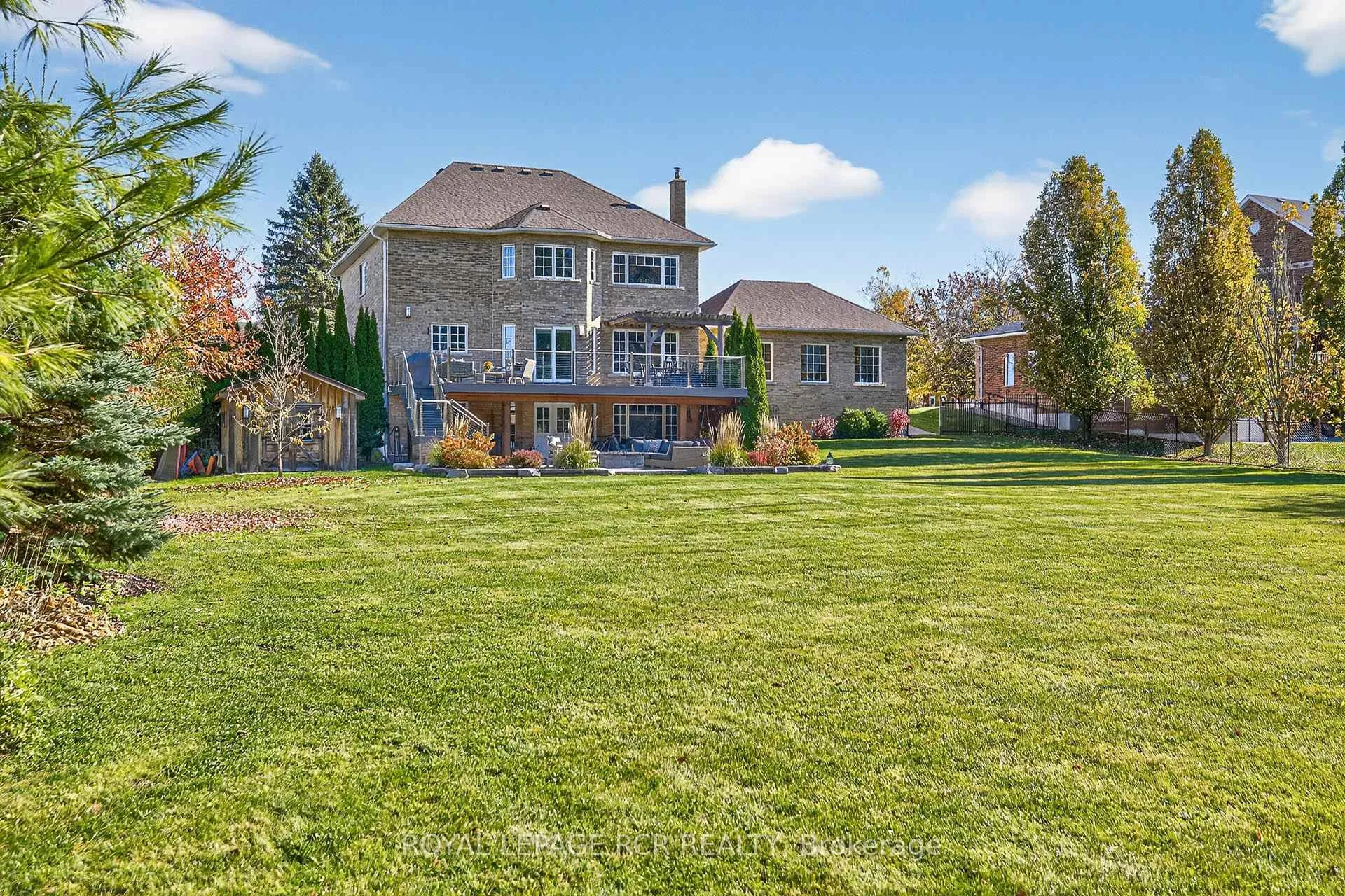 Photo 45 of 40 Campbell Drive, Uxbridge — HOMEH