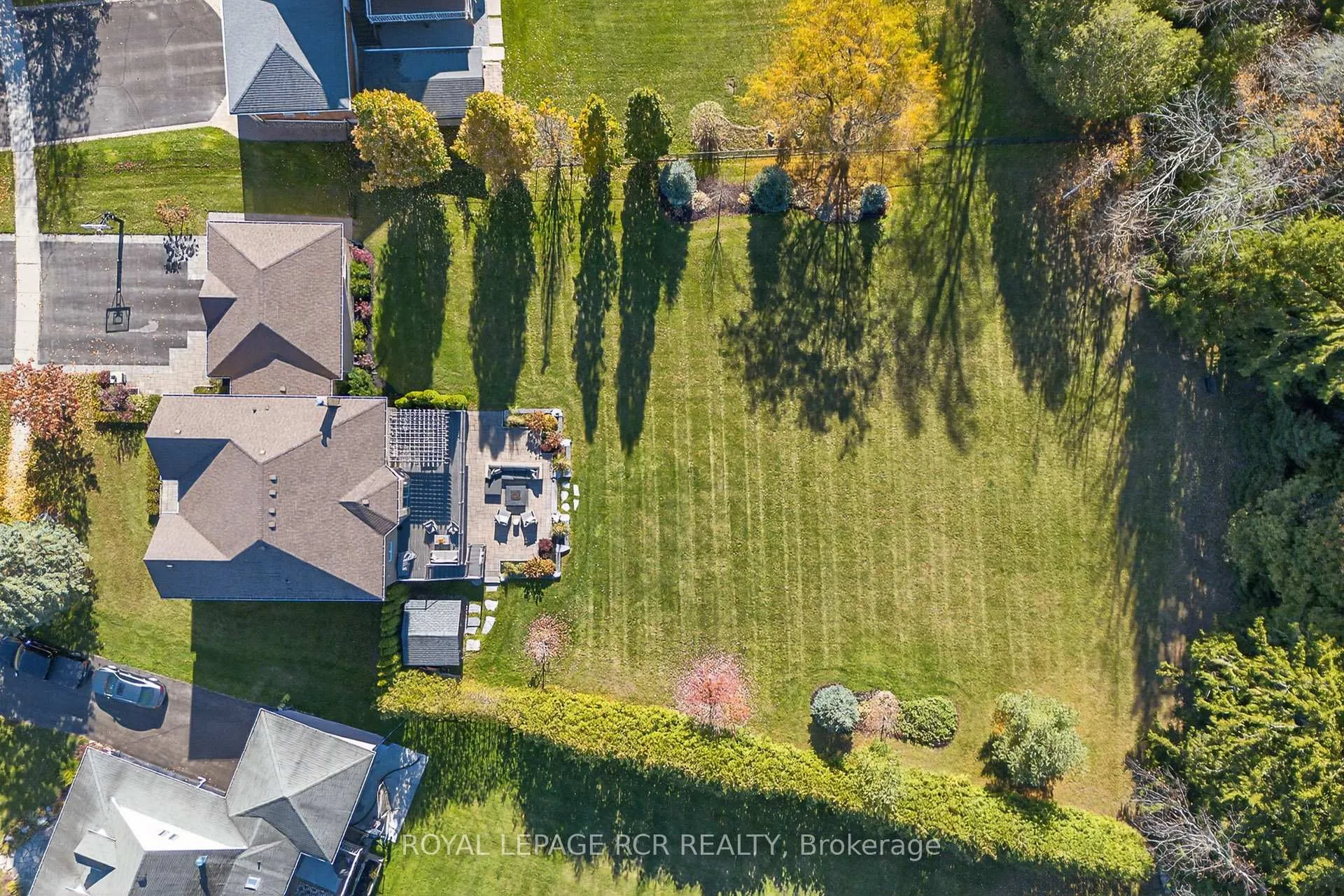 Photo 47 of 40 Campbell Drive, Uxbridge — HOMEH