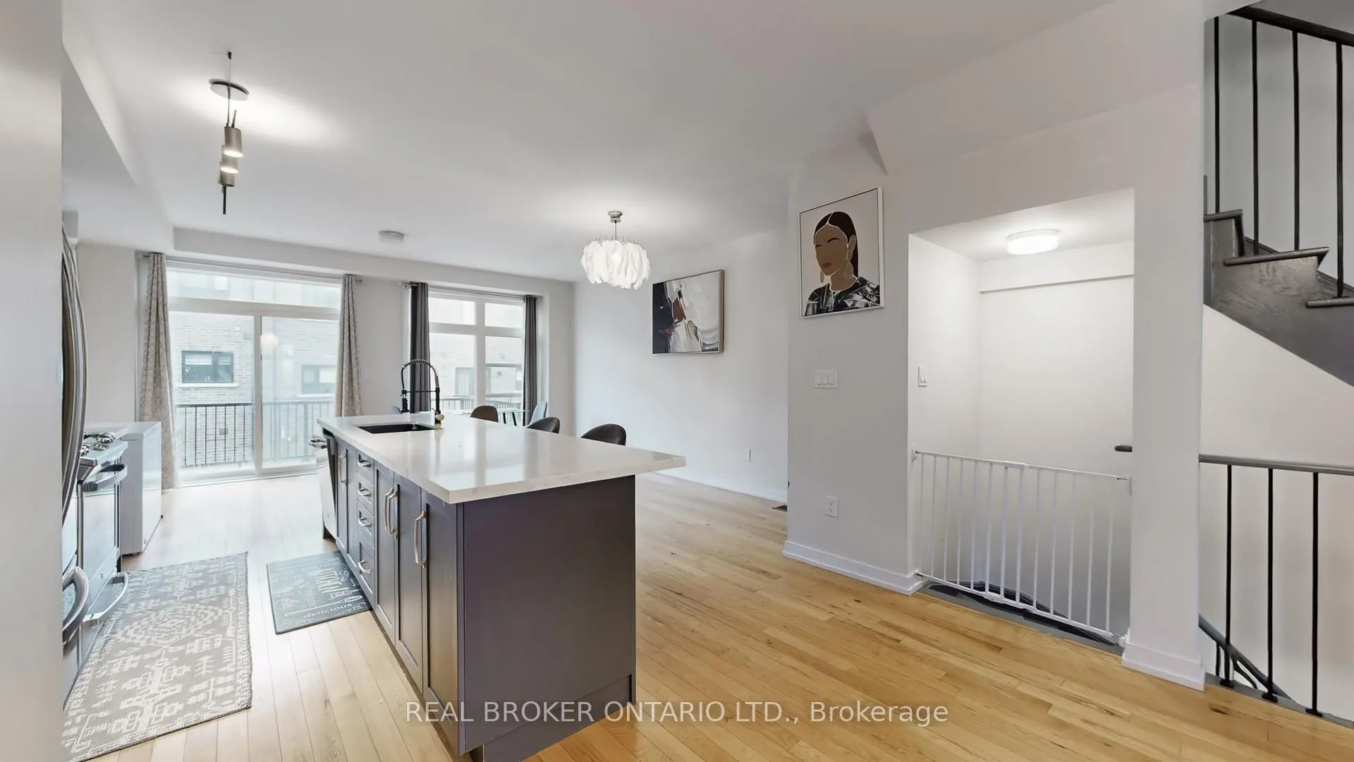 Photo 10 of 2508 Castlegate Crossing, Pickering, Duffin Heights — HOMEH