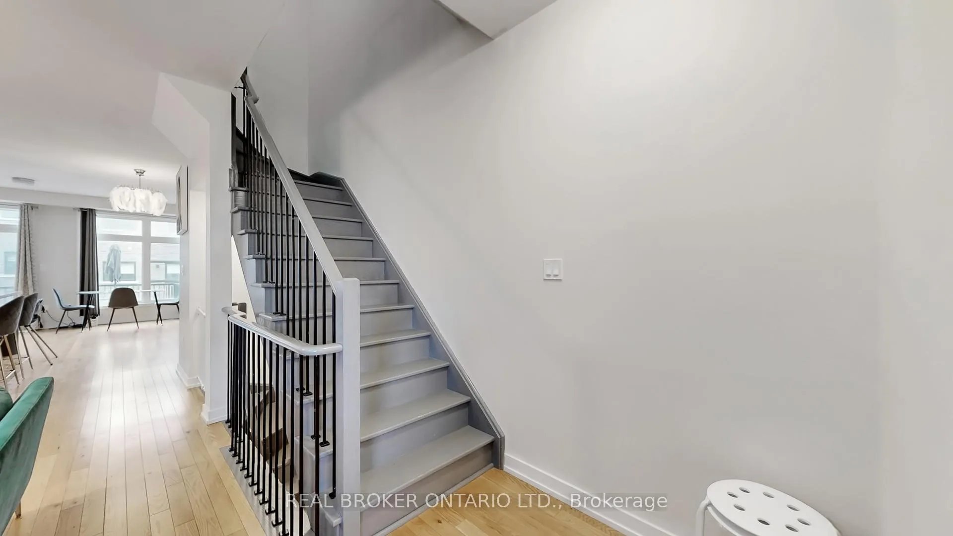 Photo 14 of 2508 Castlegate Crossing, Pickering, Duffin Heights — HOMEH