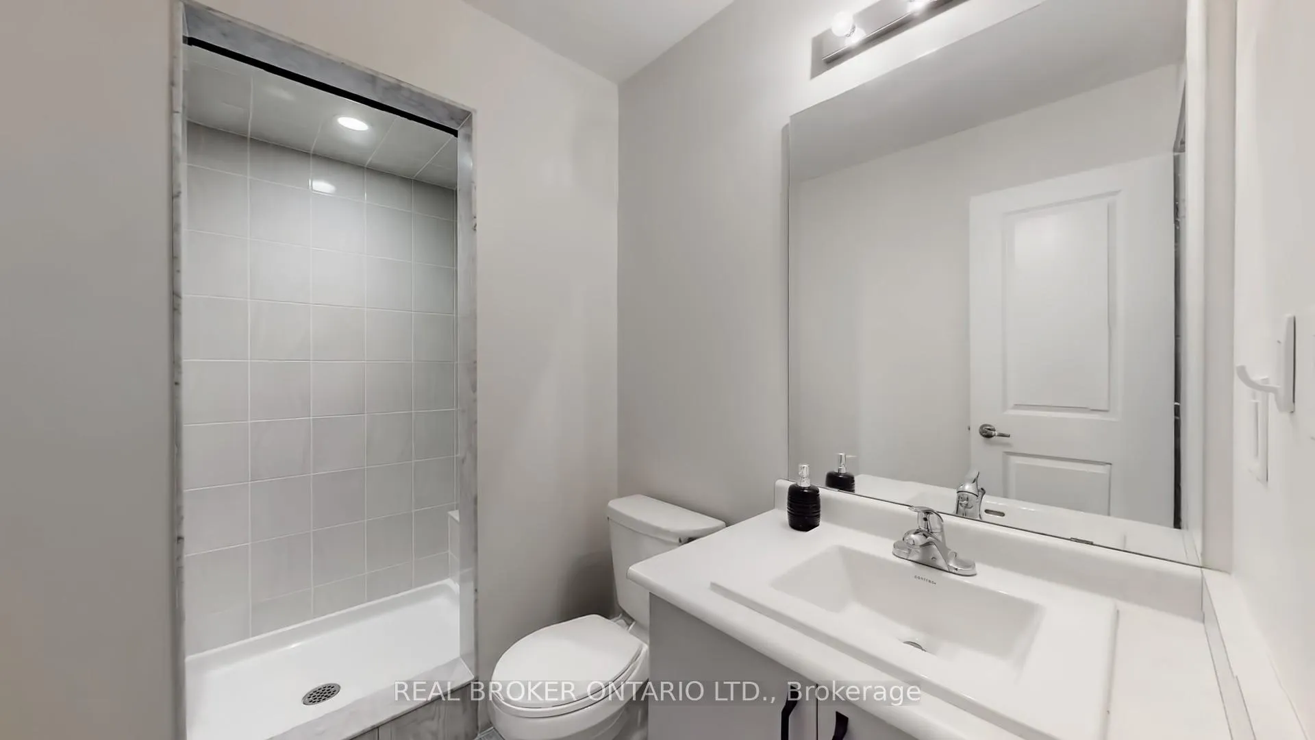 Photo 26 of 2508 Castlegate Crossing, Pickering, Duffin Heights — HOMEH