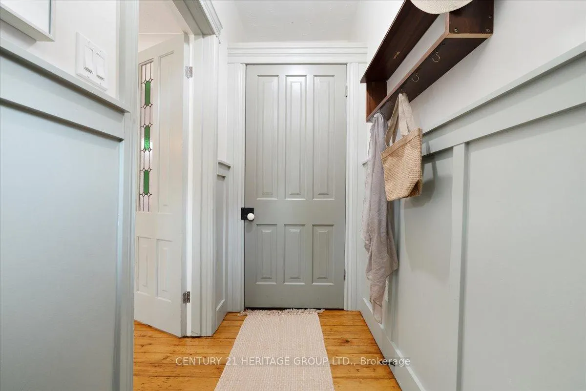 Photo 19 of 40 Emerald Street N, Hamilton, Landsdale — HOMEH