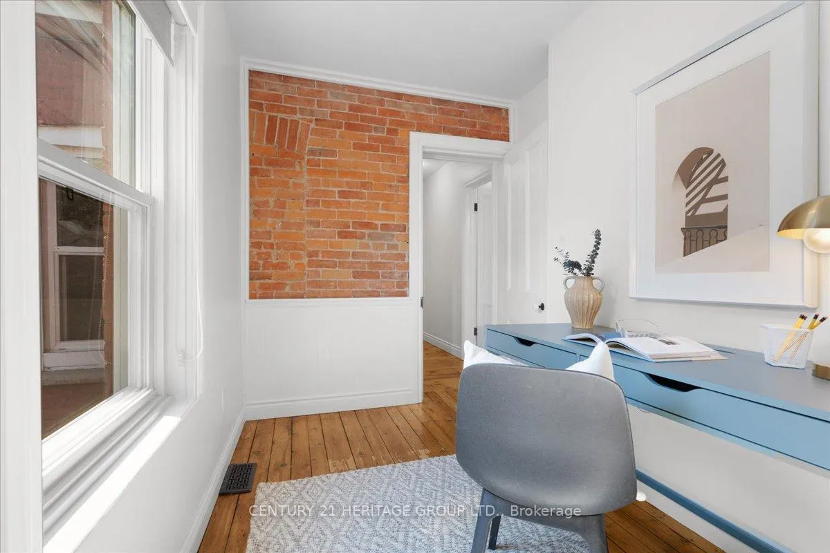 Photo 34 of 40 Emerald Street N, Hamilton, Landsdale — HOMEH