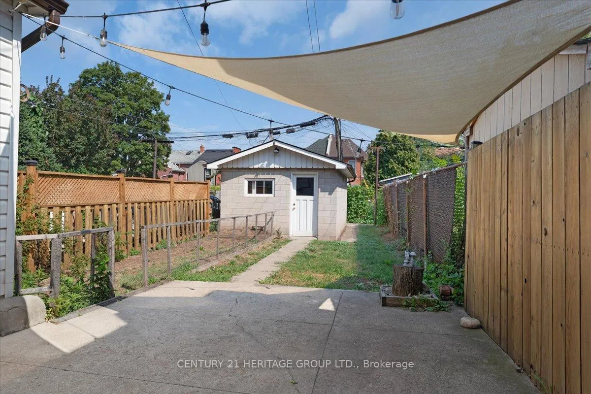 Photo 45 of 40 Emerald Street N, Hamilton, Landsdale — HOMEH
