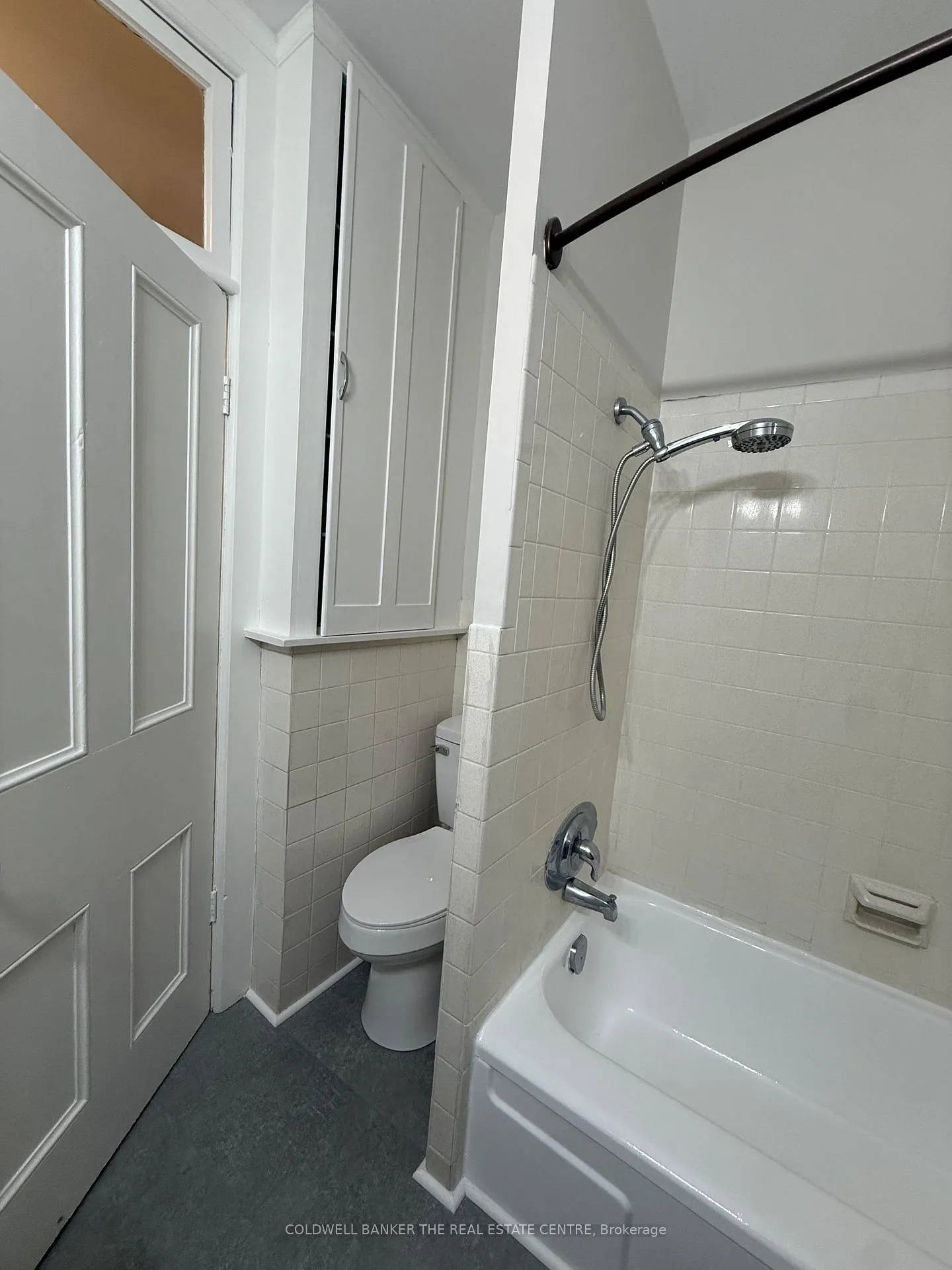 Photo 17 of Unit Upper, 59B Wellington Street E, Aurora, Aurora Village — HOMEH