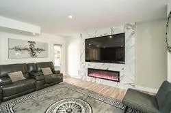 Photo 7 of 74 Dryden Way, Etobicoke, Willowridge-Martingrove-Richview — HOMEH