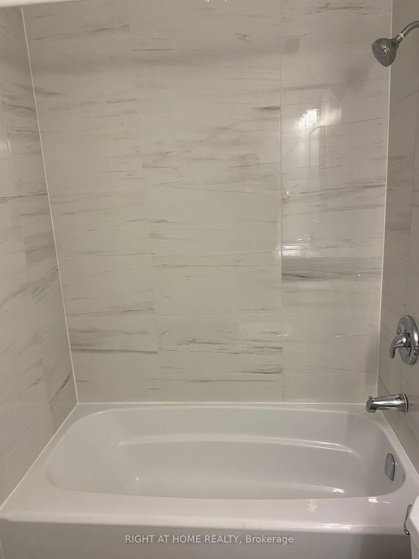 Photo 8 of Unit 1406, 36 James Street S, Hamilton, Central — HOMEH