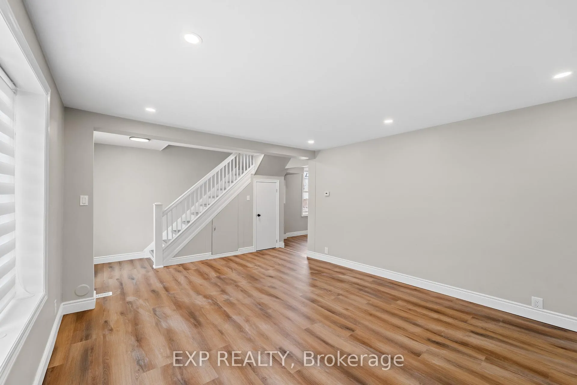 Photo 2 of Unit Unit A, 81 St Charles Street, Belleville, Belleville Ward — HOMEH