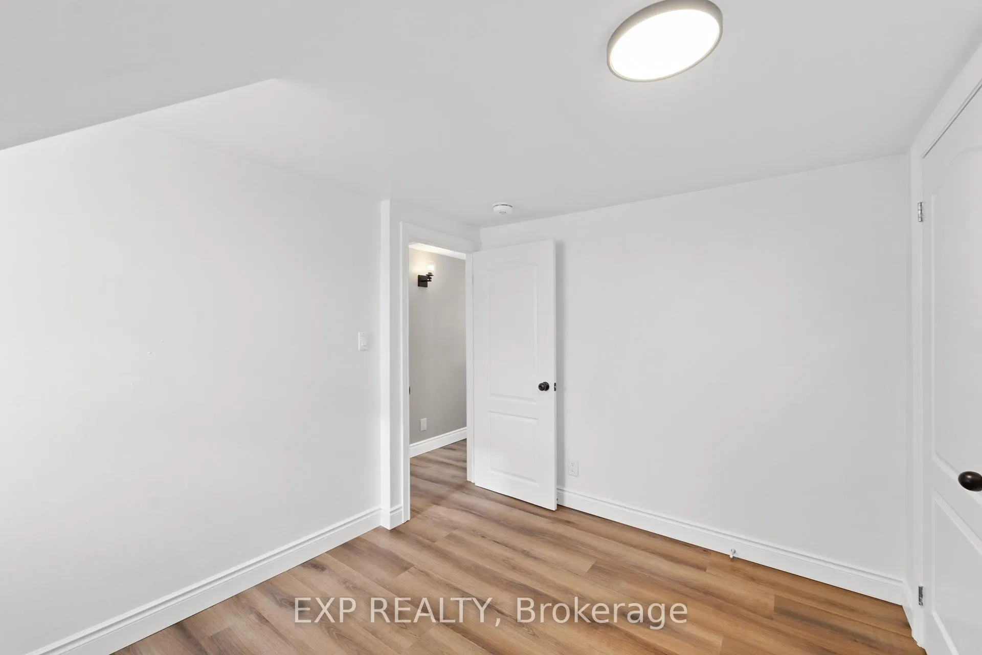 Photo 16 of Unit Unit A, 81 St Charles Street, Belleville, Belleville Ward — HOMEH