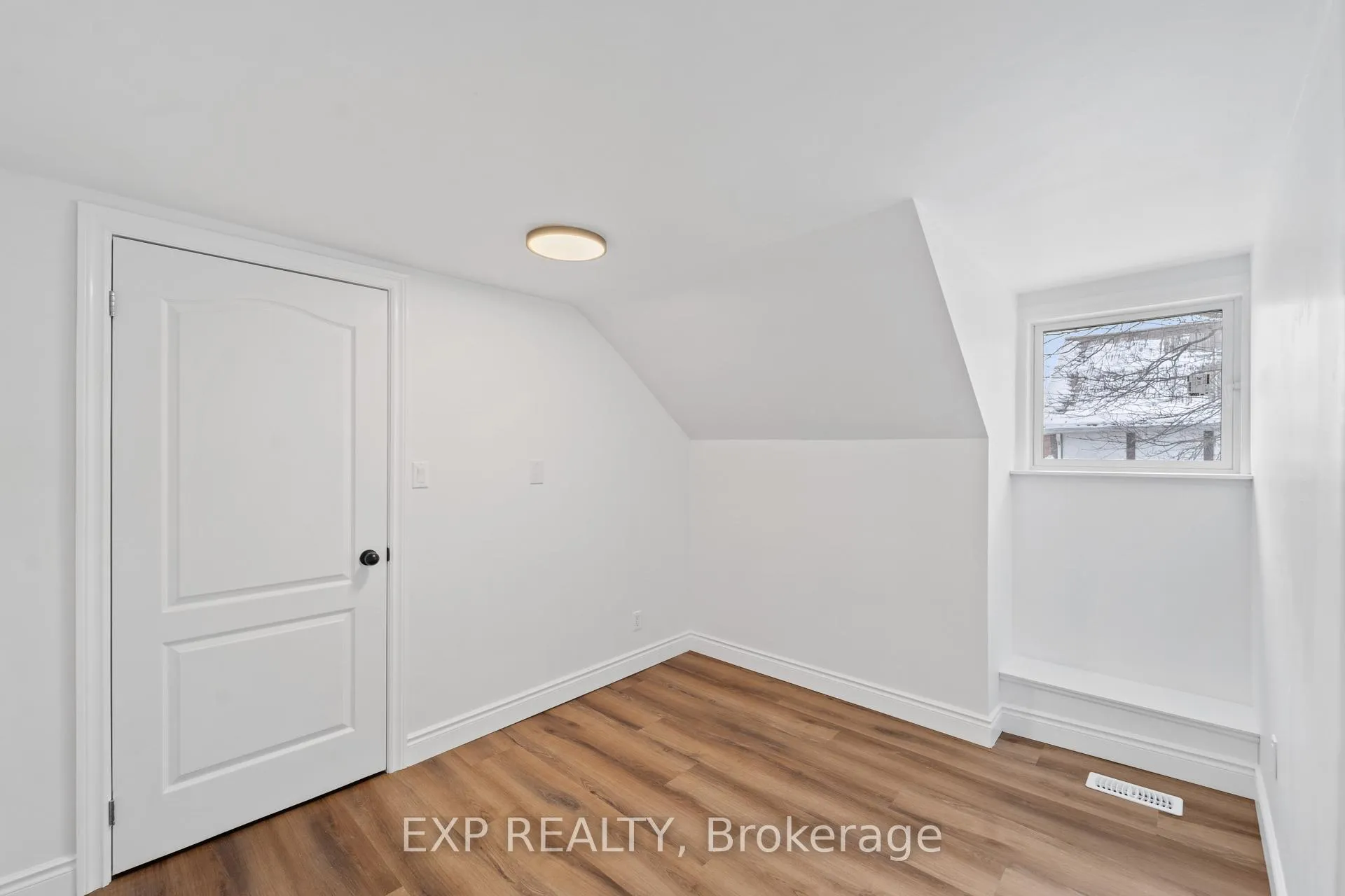 Photo 18 of Unit Unit A, 81 St Charles Street, Belleville, Belleville Ward — HOMEH