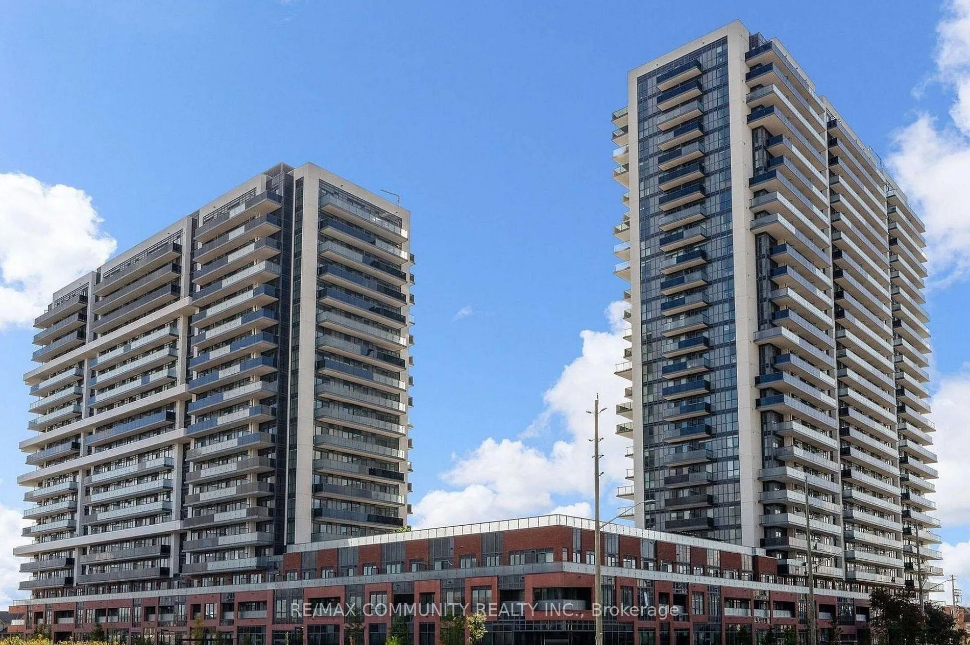 Photo 1 of Unit 401, 2545 Simcoe Street N, Oshawa, Windfields — HOMEH