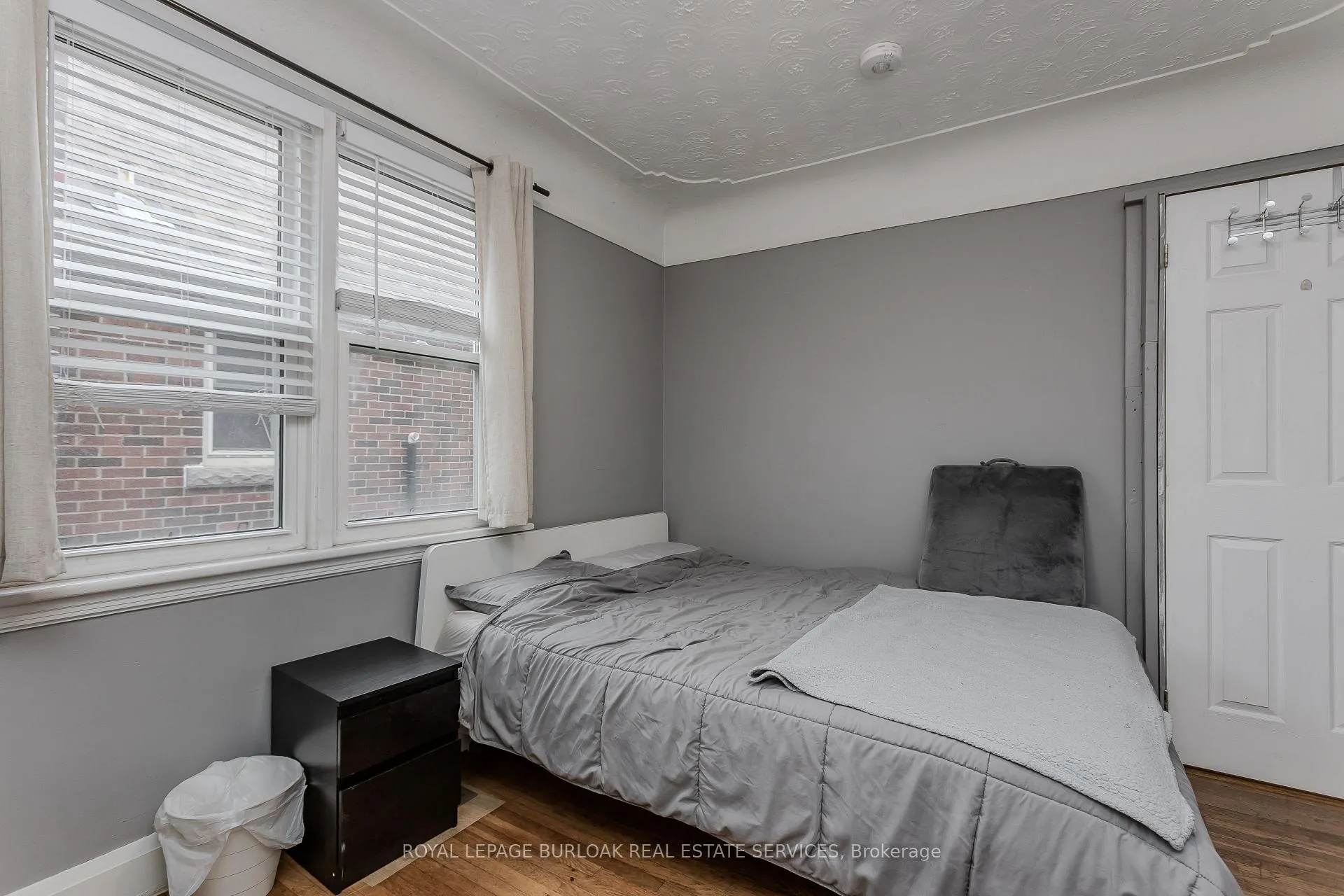 Photo 15 of 34 Hollywood Street N, Hamilton, Ainslie Wood — HOMEH