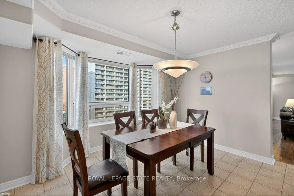 Photo 7 of Unit 803, 1272 Ontario Street, Burlington, Brant — HOMEH