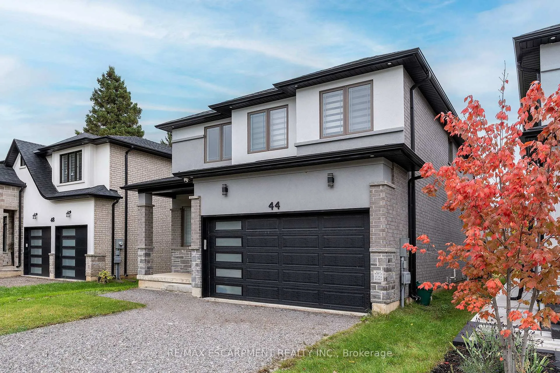 Photo 27 of 44 Miller Drive, Hamilton, Ancaster — HOMEH