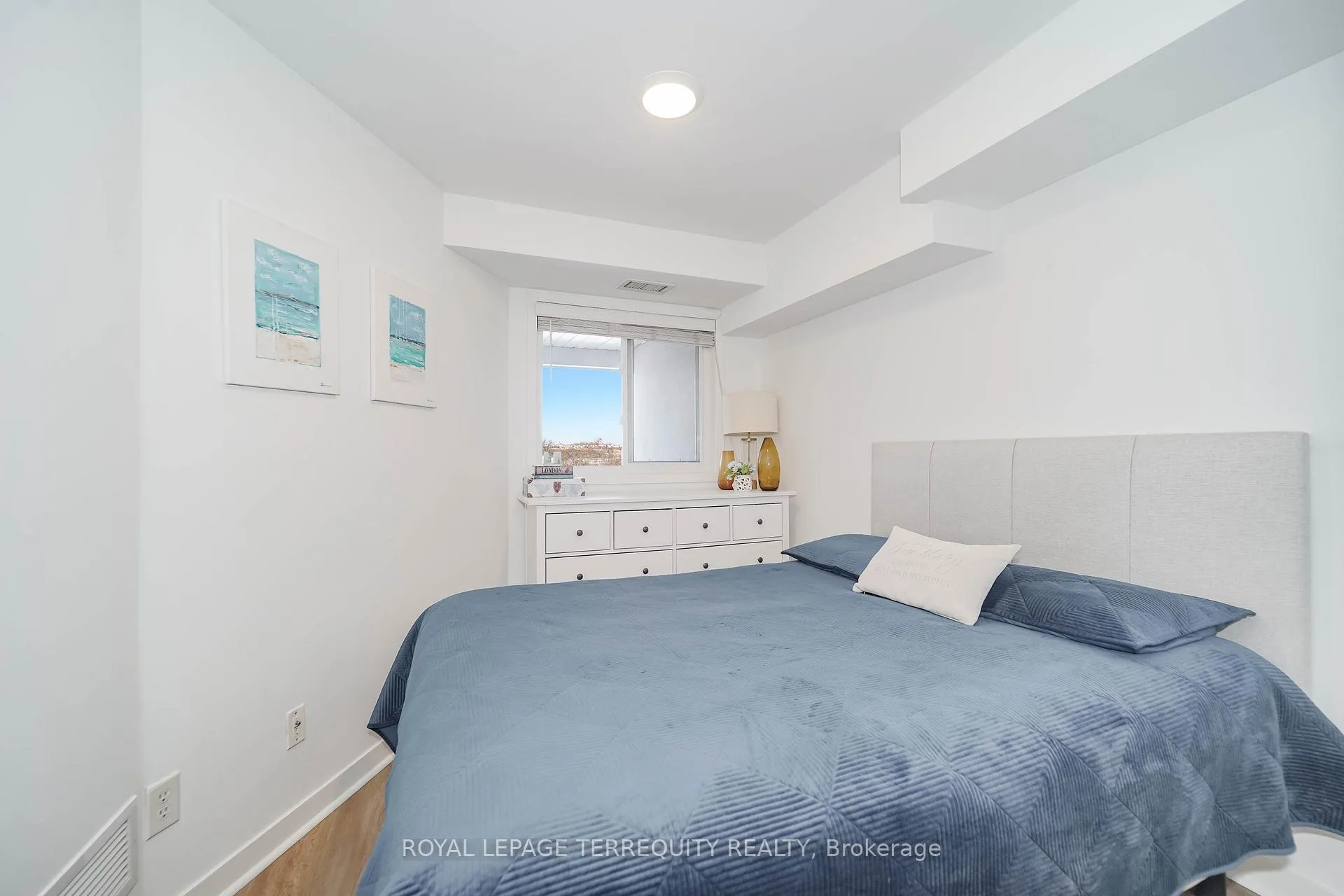 Photo 14 of Unit 2405, 6 Dayspring Circle, Brampton, Goreway Drive Corridor — HOMEH