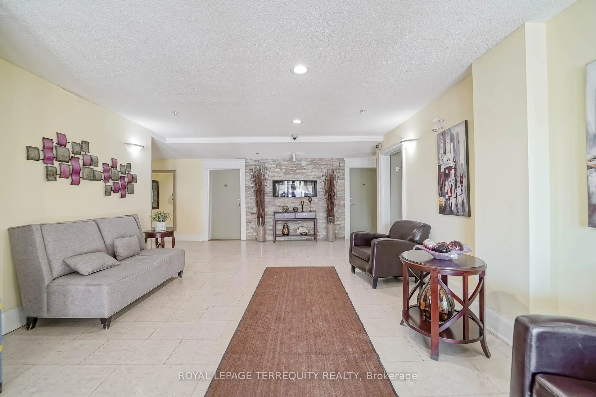 Photo 33 of Unit 2405, 6 Dayspring Circle, Brampton, Goreway Drive Corridor — HOMEH