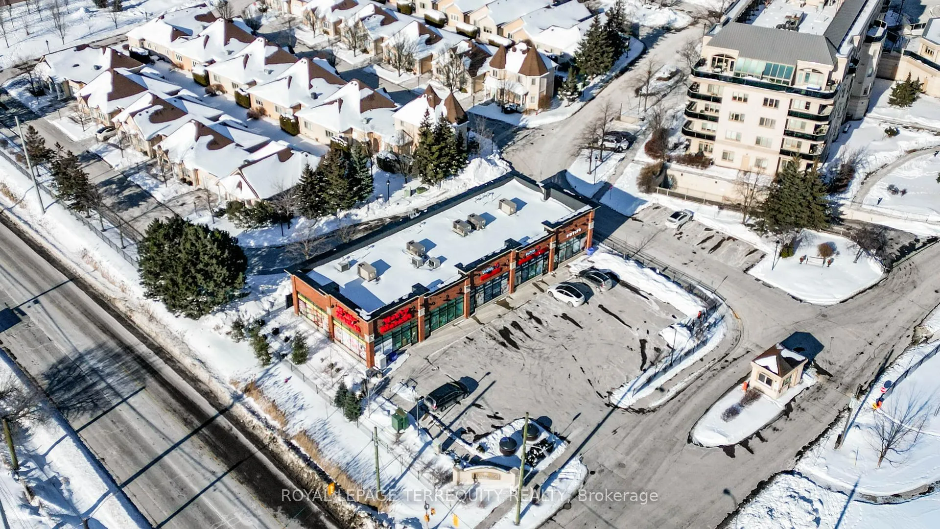Photo 37 of Unit 2405, 6 Dayspring Circle, Brampton, Goreway Drive Corridor — HOMEH
