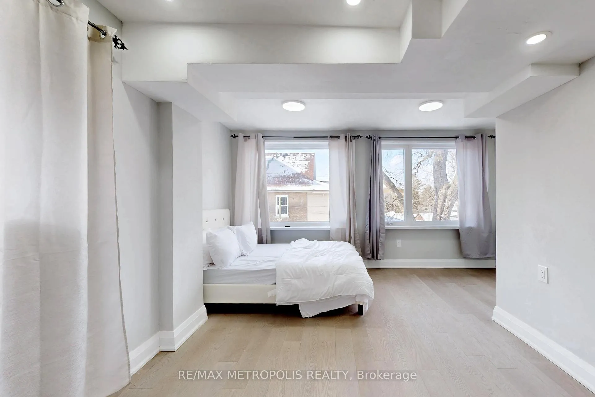 Photo 13 of 74 Roncesvalles Avenue, Toronto, Roncesvalles — HOMEH