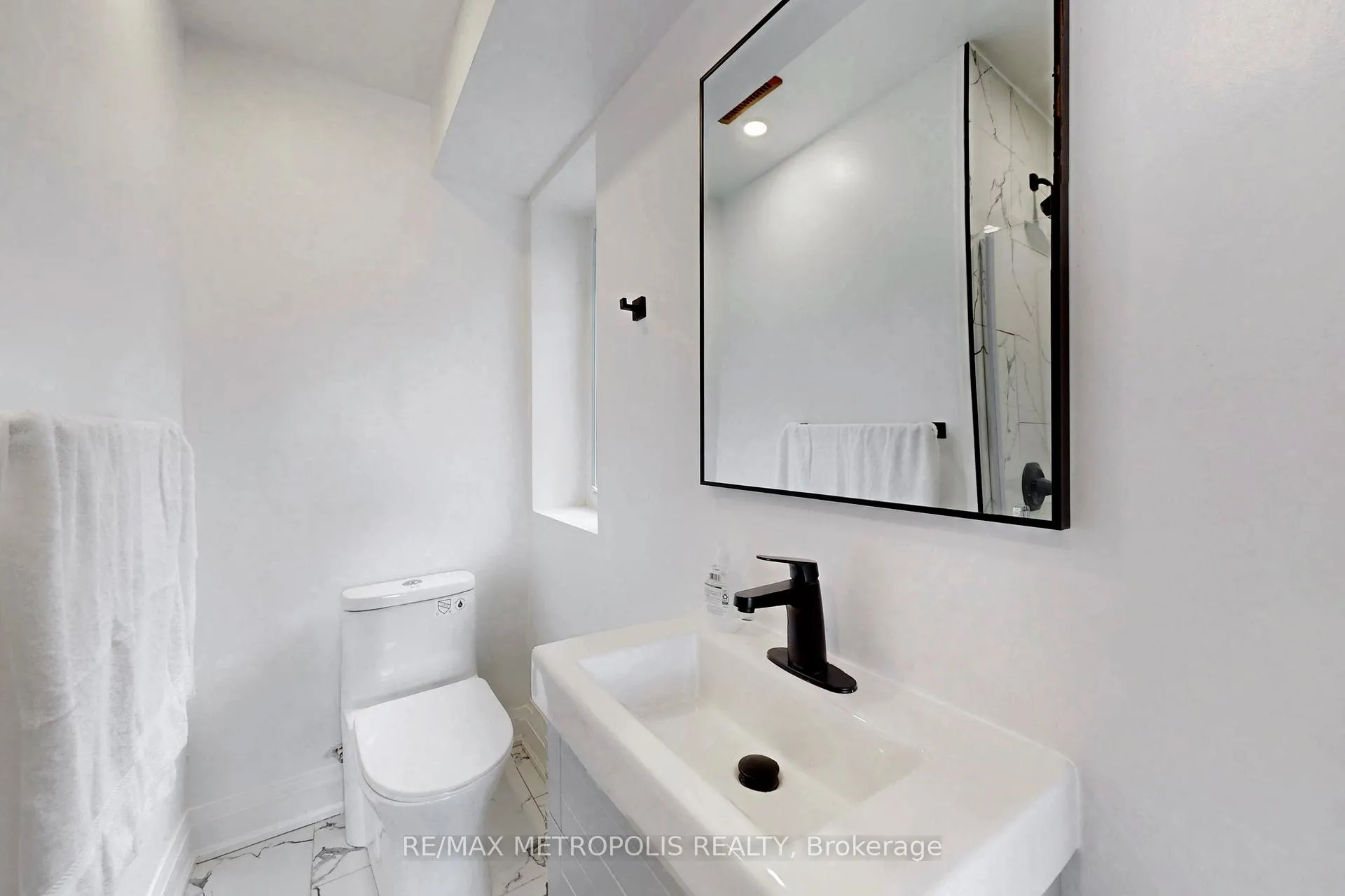 Photo 15 of 74 Roncesvalles Avenue, Toronto, Roncesvalles — HOMEH