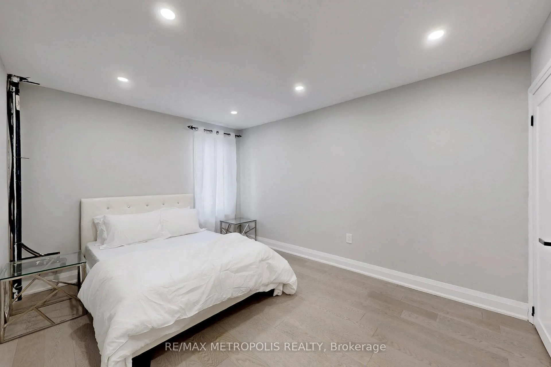 Photo 17 of 74 Roncesvalles Avenue, Toronto, Roncesvalles — HOMEH