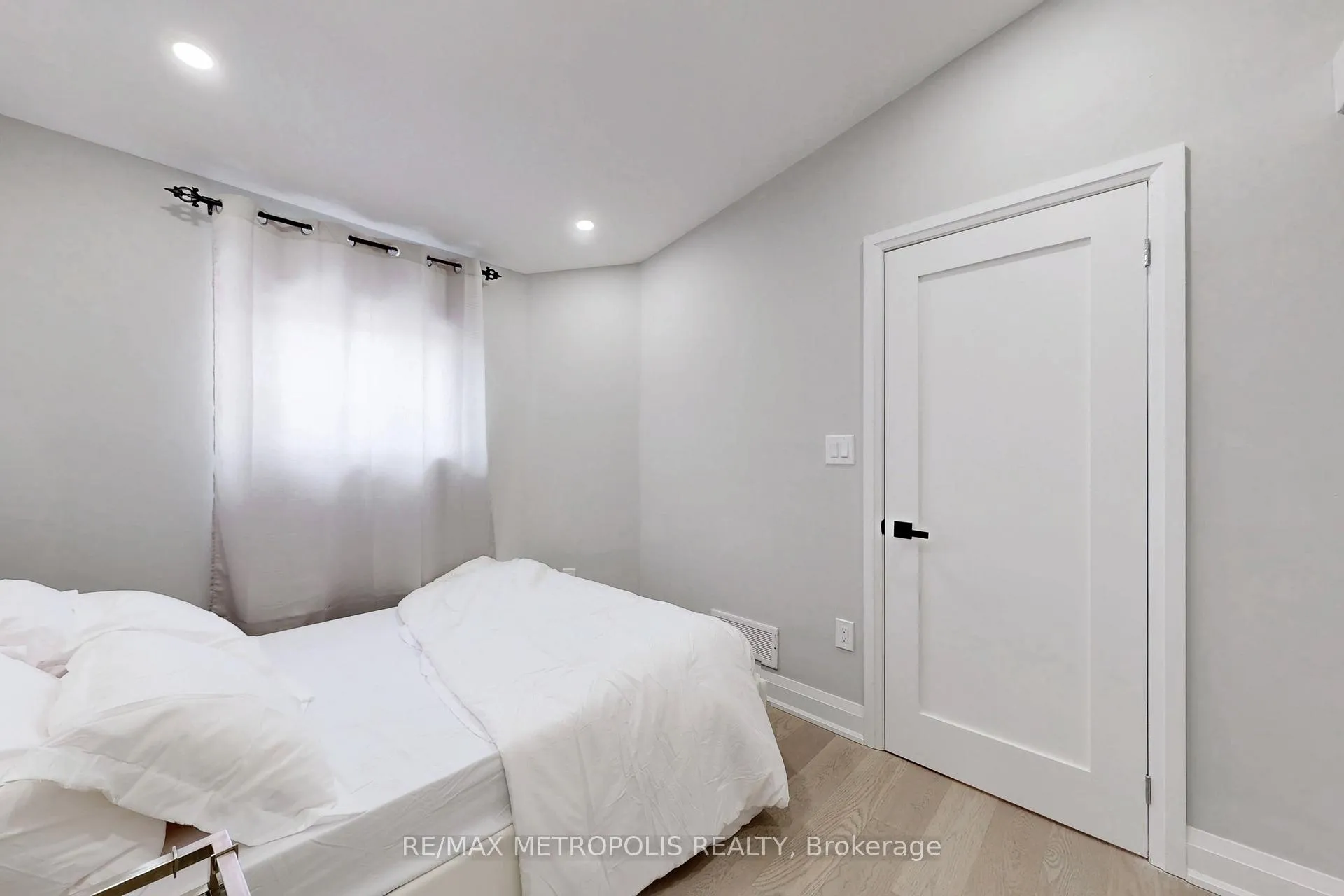 Photo 25 of 74 Roncesvalles Avenue, Toronto, Roncesvalles — HOMEH