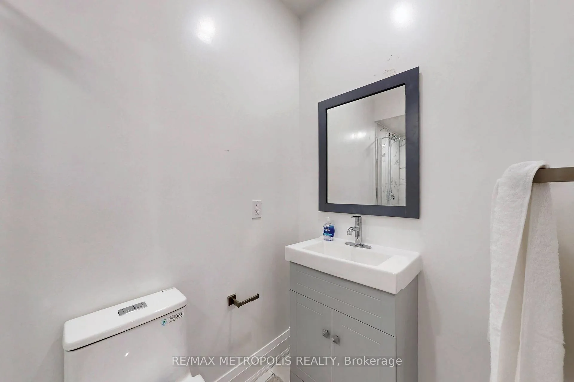 Photo 26 of 74 Roncesvalles Avenue, Toronto, Roncesvalles — HOMEH