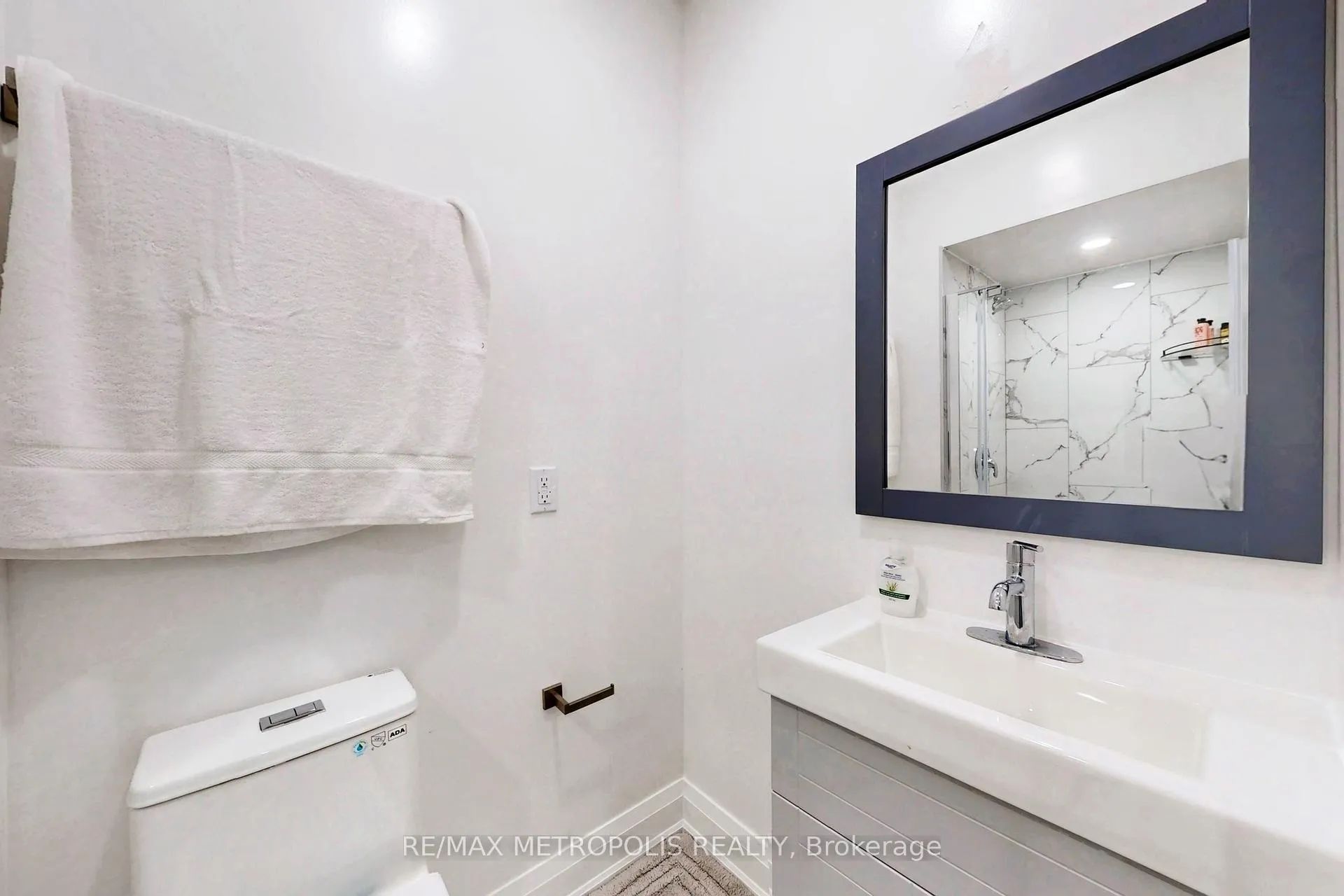 Photo 34 of 74 Roncesvalles Avenue, Toronto, Roncesvalles — HOMEH