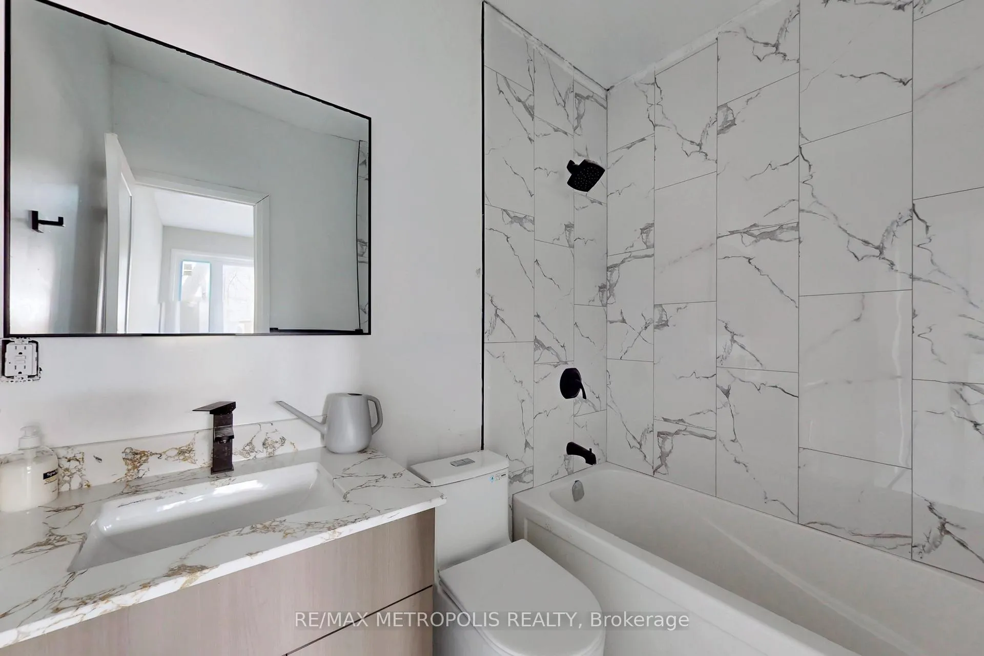 Photo 46 of 74 Roncesvalles Avenue, Toronto, Roncesvalles — HOMEH