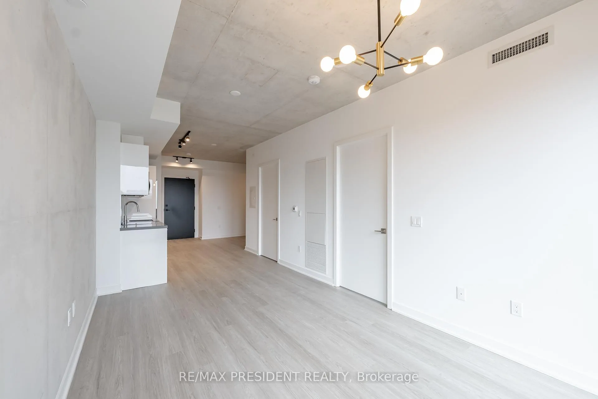 Photo 13 of Unit 603, 284 King Street E, Toronto, Moss Park — HOMEH
