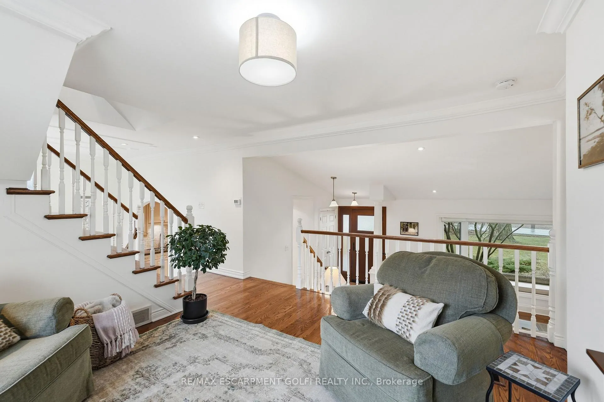 Photo 22 of 7298 Twenty Road E, Hamilton, Rural Glanbrook — HOMEH