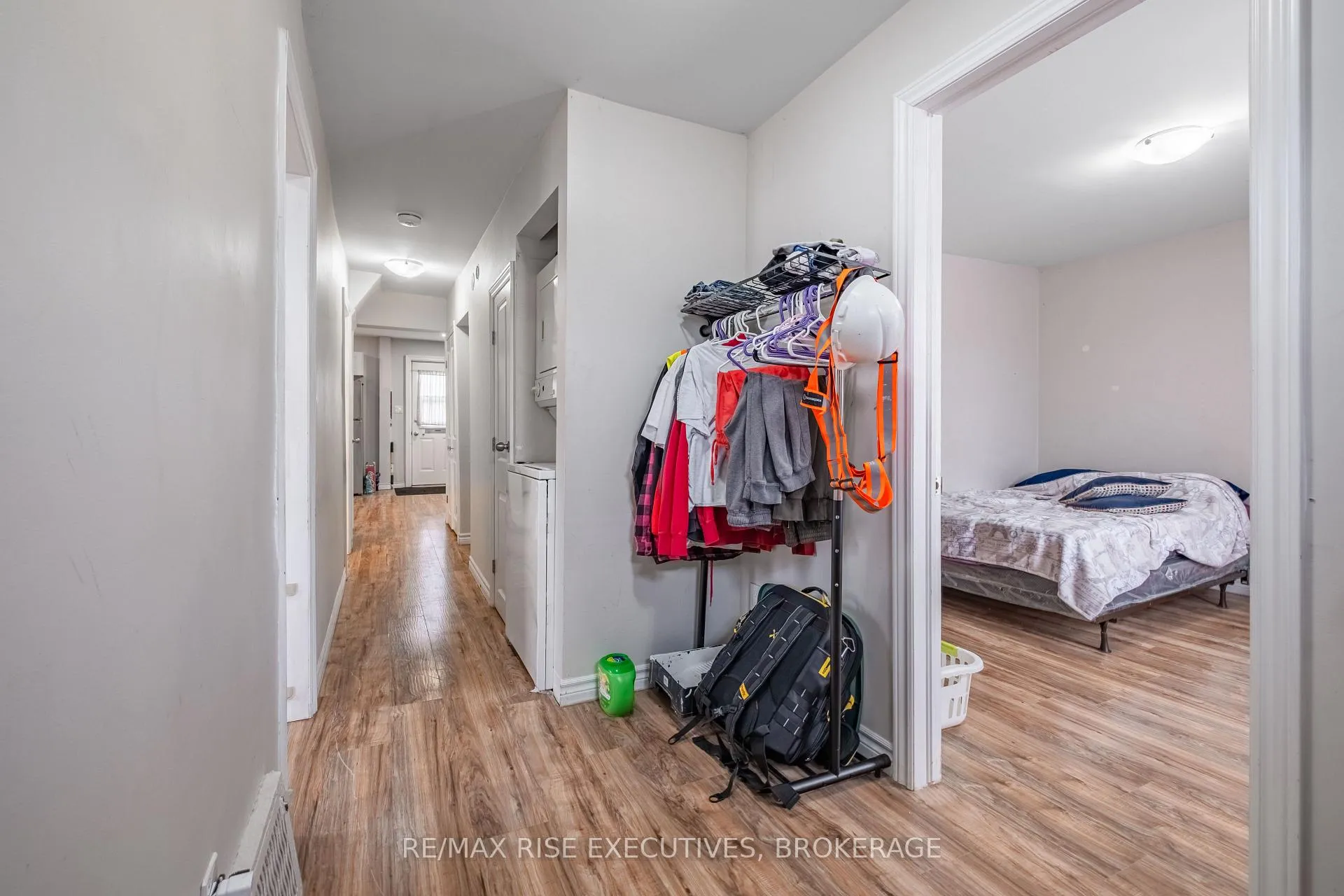 Photo 6 of 695 Victoria Street, Kingston, East of Sir John A. Blvd — HOMEH