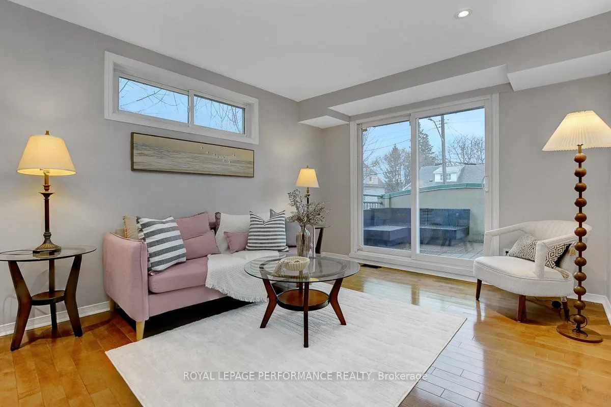 Photo 4 of 19 Columbus Avenue, Ottawa, Overbrook — HOMEH