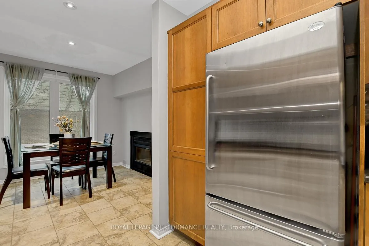 Photo 15 of 19 Columbus Avenue, Ottawa, Overbrook — HOMEH