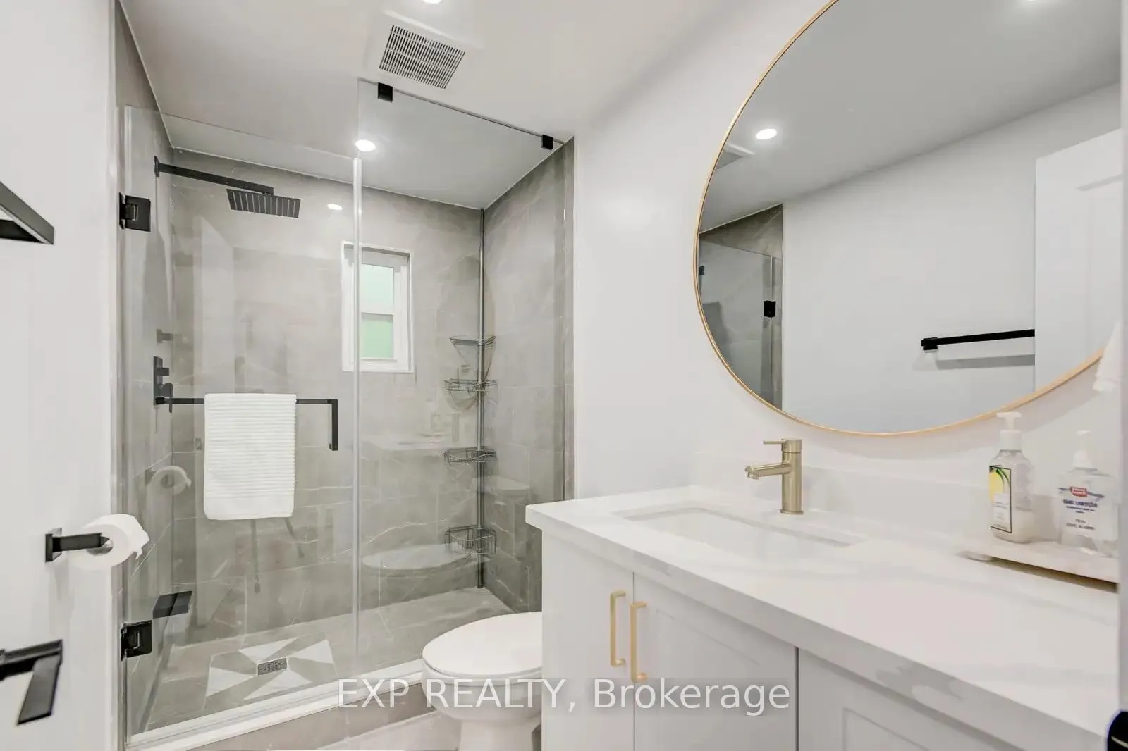 Photo 4 of Unit 5, 8632 Highway 35, Minden Hills, Lutterworth — HOMEH