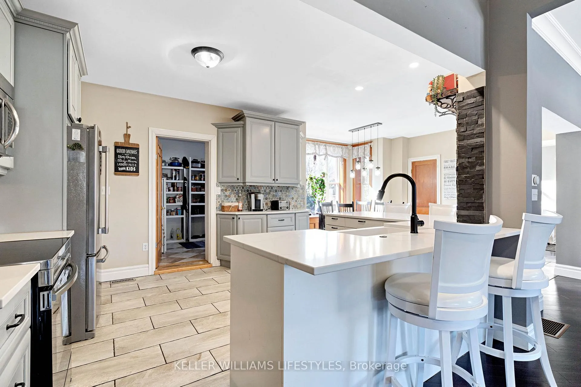Photo 7 of 189 Church Street, North Middlesex, Ailsa Craig — HOMEH